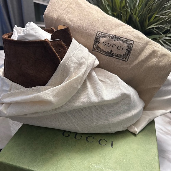 BRAND NEW AUTHENTIC Menen Gucci Suede Lace-Up Boots - Picture 9 of 9